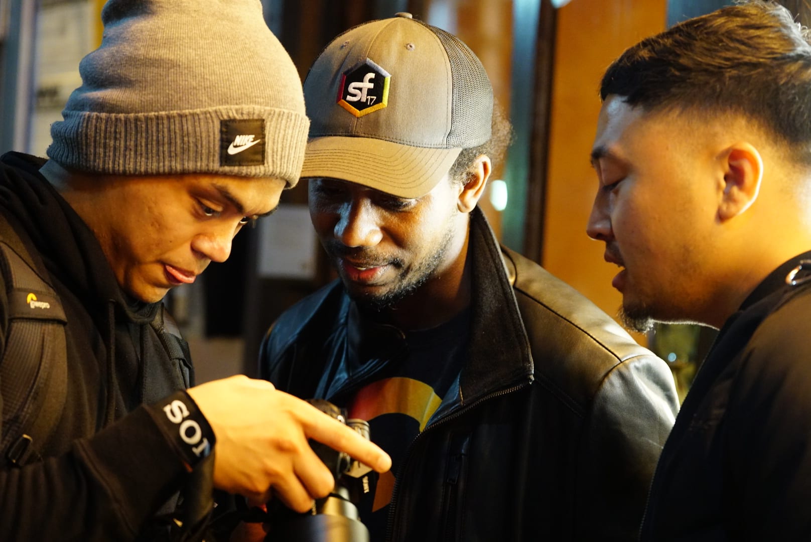 Motivational Wallpapers from Roberto Blake - Create Something Awesome